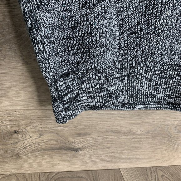 Knit Sweater Mens M Pullover Black and White Weave Crew Neck Long Sleeve No Tag - Picture 4 of 6